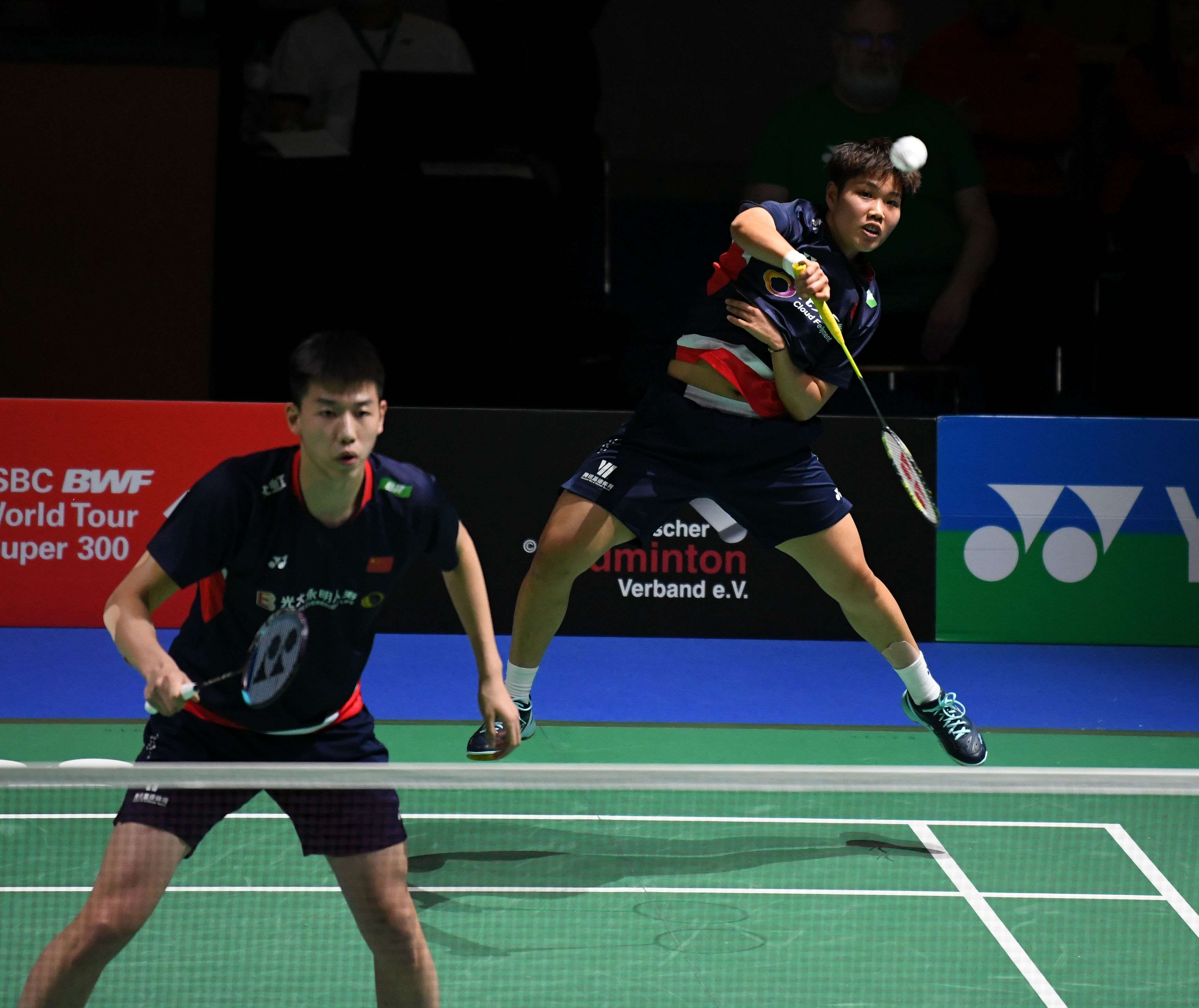 命中12记三分、全场得到56分，库里再迎里程碑之战